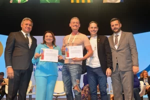 Ambula Trans de São José é premiado na 18ª Mostra Brasil do SUS