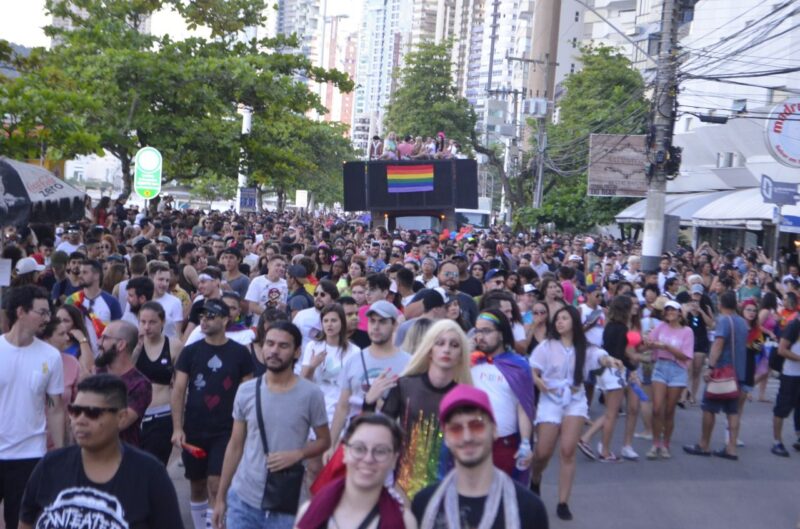 Organzza, do Drag Race Brasil, fará Watch Party em Florianópolis