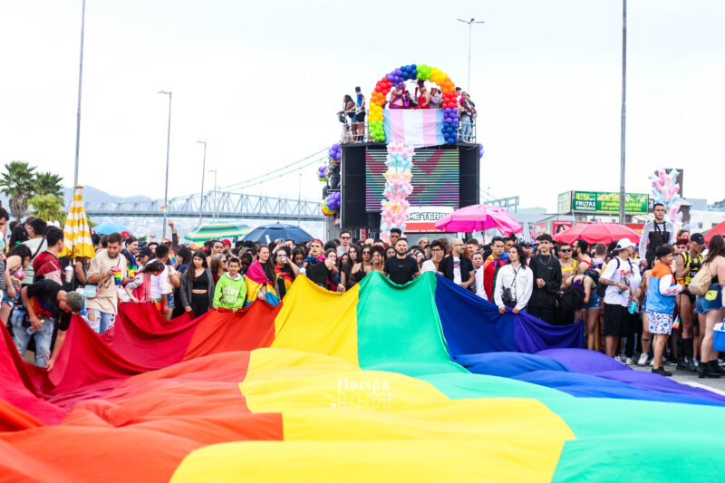FOTOS: Veja como foi a Parada LGBTI+ de Florianópolis em 2023