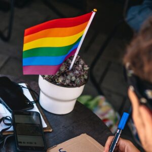 Feira de Cascaes terá Palco Diversa, com artistas LGBTI+, nas próximas edições