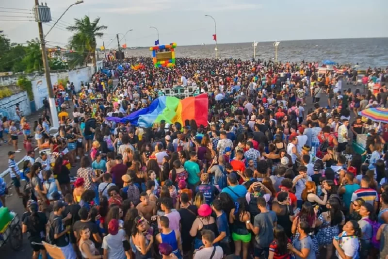 Paradas LGBT como a do Amapá (foto) reúnem milhões de pessoas todos os anos