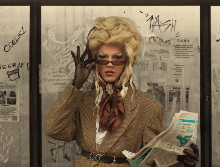 A Nova Hera apresenta 'Estação Odara', um espetáculo multimídia de drag e cultura brasileira - Foto: Bruno Souza/Divulgação/Floripa.LGBT