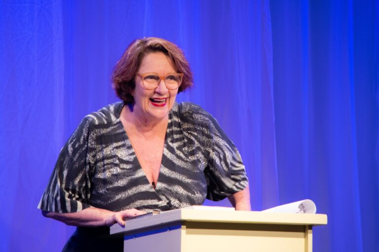 Atriz global Rosane Gofman apresenta espetáculo 'Eu Sempre Soube' em Floripa sobre mães com filhos LGBT