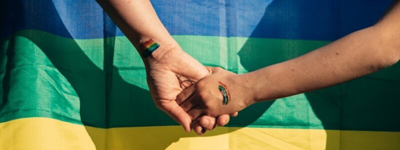 Programa para criar Casas de Acolhimento LGBTQIA+ é lançado em Brasília