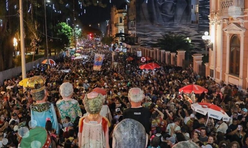 Berbigão do Boca foi o primeiro bloco a tomar conta das ruas de Florianópolis no Carnaval 2024