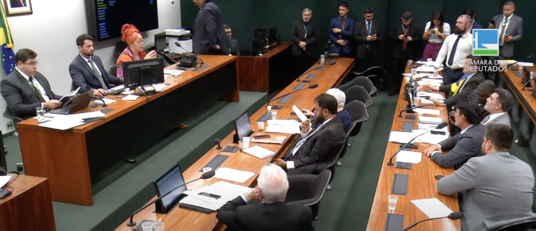 Lei Dandara: LGBTcídio como crime hediondo é retirado de pauta