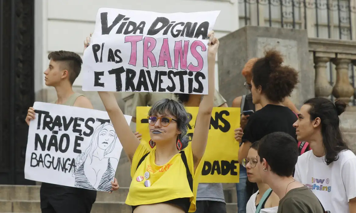 Ofensivas contra pessoas trans impulsionam ainda mais manifestações da comunidade LGBT+