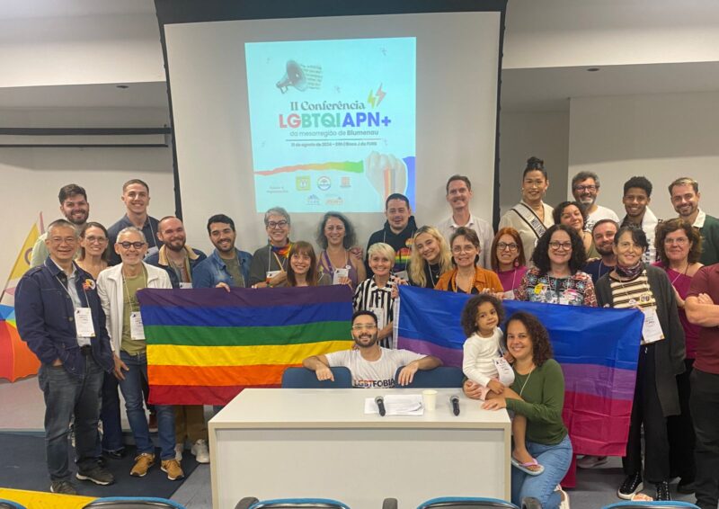 Conferência LGBT+ de Blumenau aprova propostas contra crimes de ódio