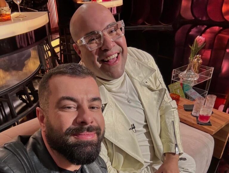 Tiago Abravanel e Fernando Poli estão casados há quase 10 anos e hoje mantém um relacionamento aberto