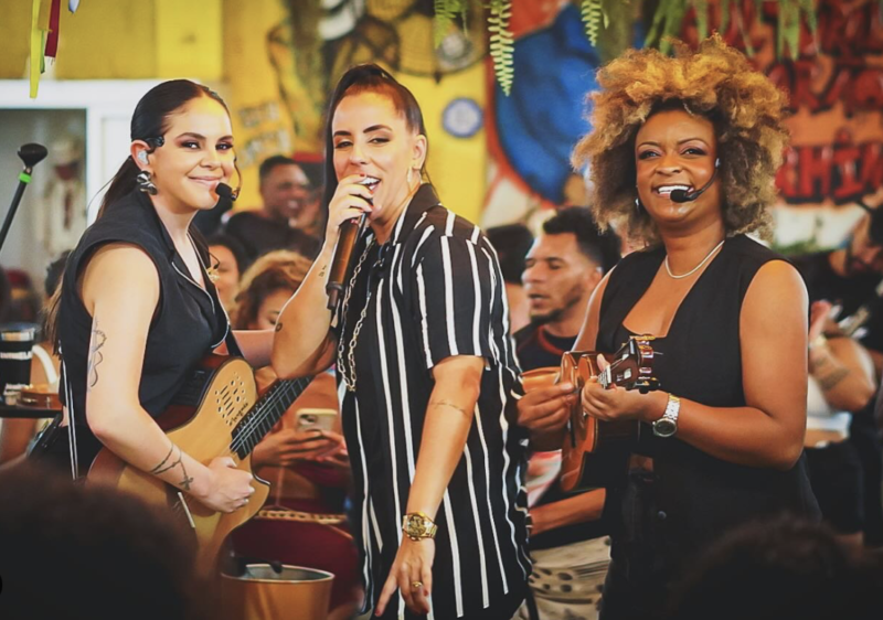 Parada LGBTI de Floripa confirma show nacional do grupo Entre Elas