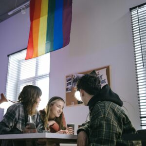 Pessoas LGBT+ são 9% da população adulta brasileira, revela pesquisa