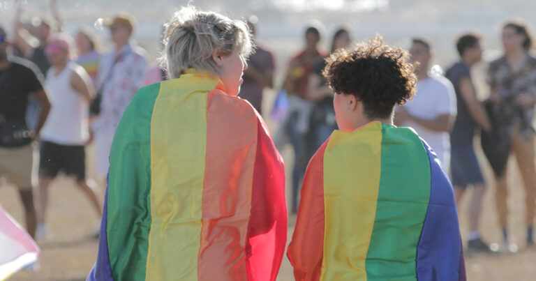 Registros de violência contra pessoas LGBT+ crescem mais de 1.000%, revela Altas da Violência