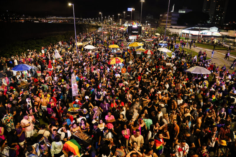 Parada-LGBTI-vai-reunir-varias-festas-pre-e-pos-Parada-–-Foto-ReproducaoFloripa.LGBT