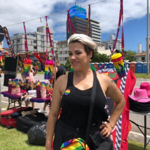 Famílias se divertem na Parada LGBTI+ de Floripa neste domingo (17)