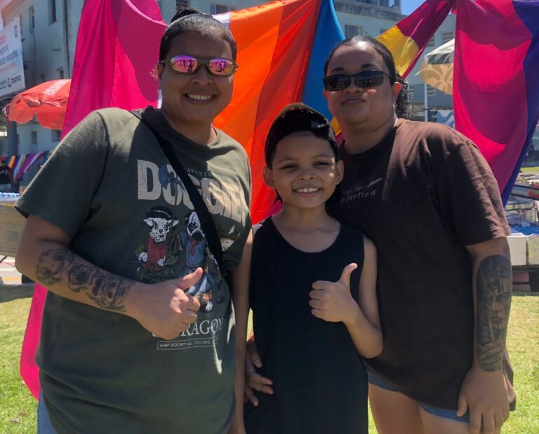 Conheça quem foi curtir a Parada LGBTI+ de Floripa