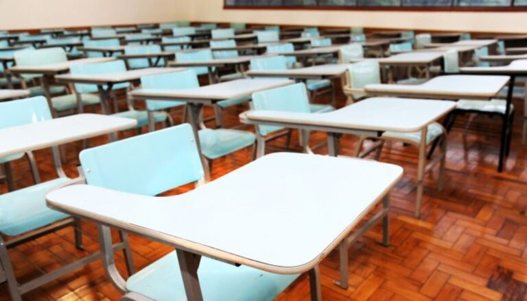 Professora trans de SC será indenizada 5 anos após sofrer transfobia