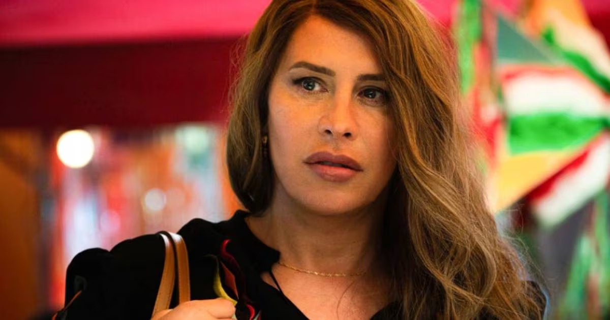 Karla Gascón, protagonista de "Emilia Pérez" é a primeira atriz trans indicada ao Oscar - Imagem: Reprodução/ Floripa.LGBT