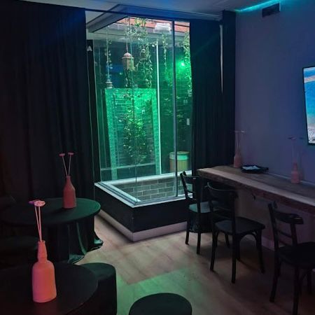 Saunas e Sex Clubs em Florianópolis: Descubra os locais mais quentes de 2025