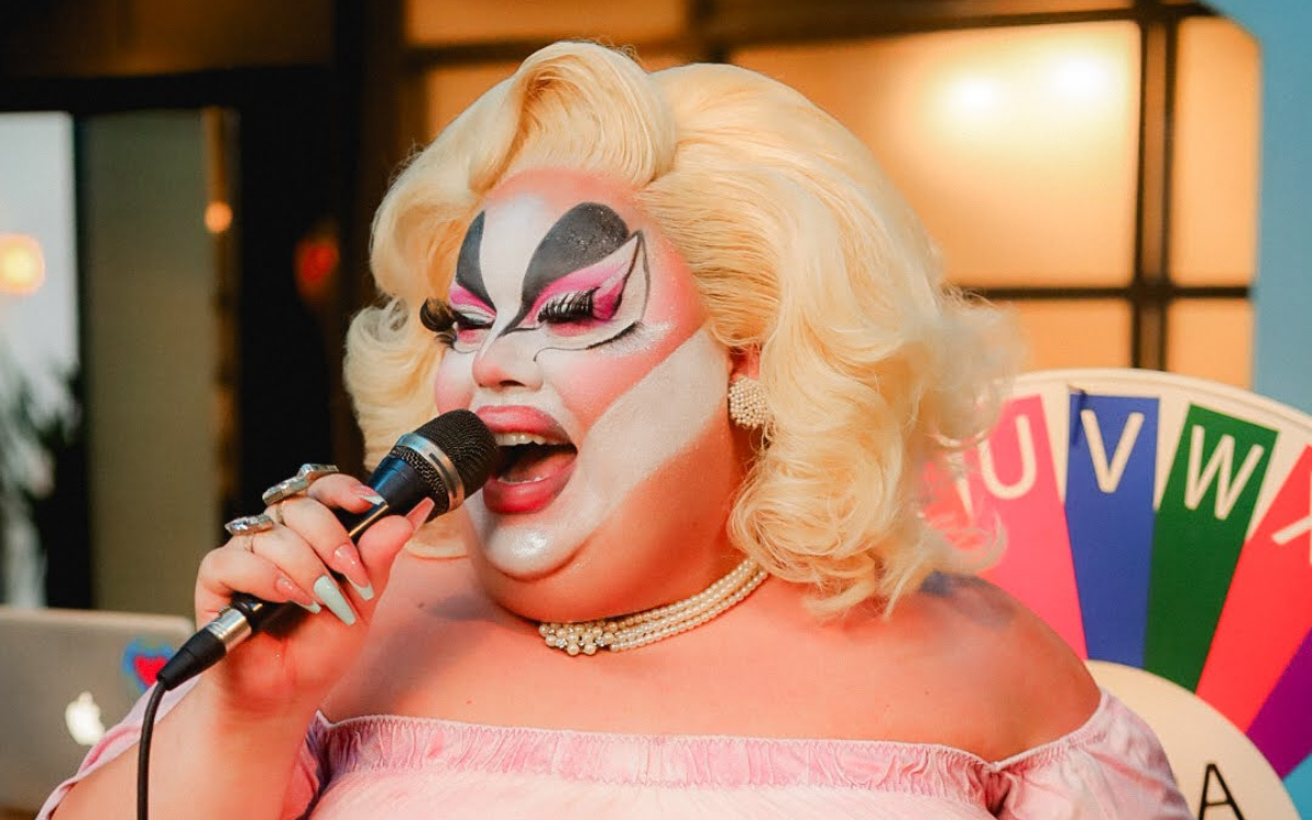 Fatos e Babados: Drag Suzaninha estreia coluna no portal Floripa.LGBT