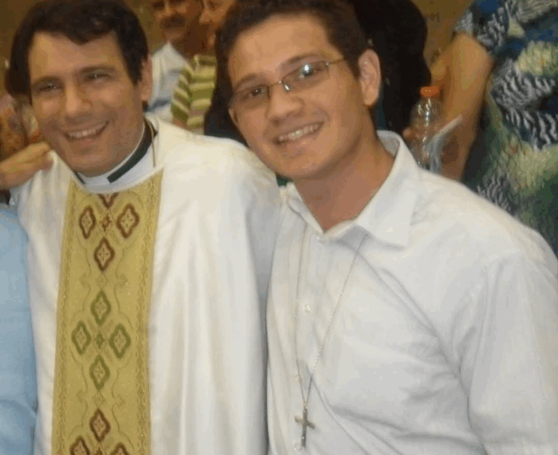 Livro sobre homossexualidade na Igreja Católica vira alvo de ataques ao autor Brendo morou em São Paulo, Rio de Janeiro, Goiás e no exterior, e durante toda sua infância, dentro da igreja católica – Foto: Brendo Silva/Divulgação/Floripa.LGBT