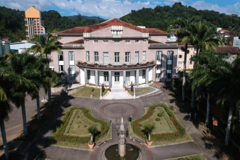 Blumenau lança dois editais de cultura pela PNAB com orçamento de R$ 1,8 milhão