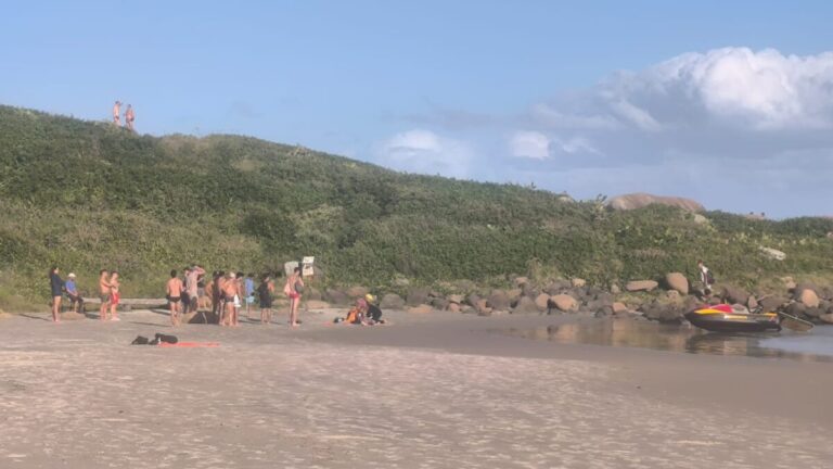 homem morre afogado praia da galheta