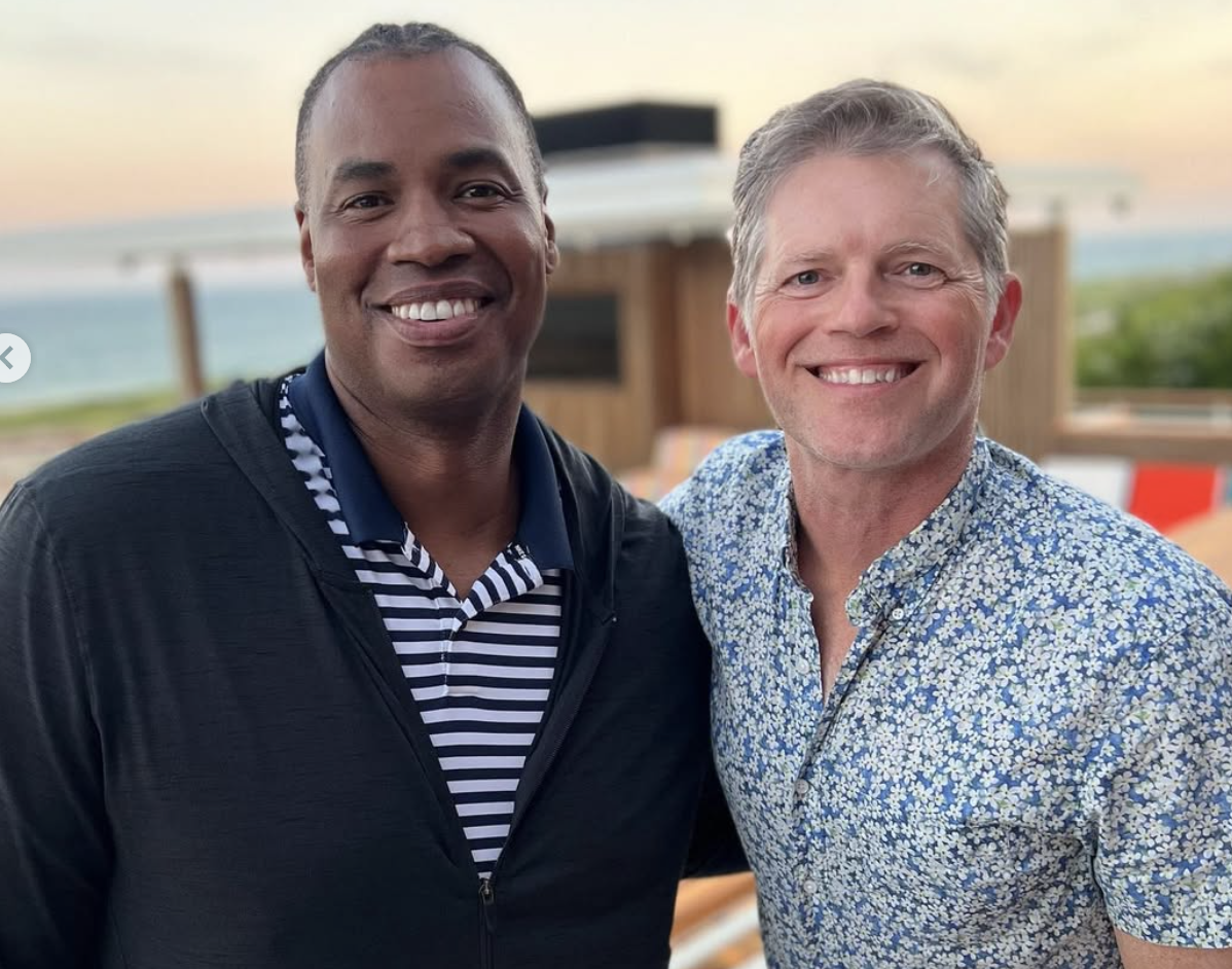 Primeiro jogador da NBA a se assumir gay, Jason Collins se casa com produtor