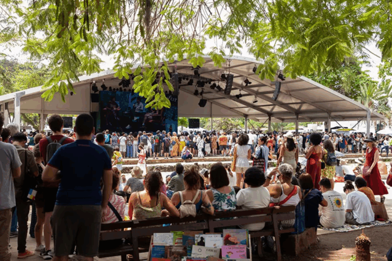Flip terá lançamentos de 4 autores radicados em Florianópolis; conheça as obras A Flip surge como espaço de divulgação e encontro entre autores e leitores - Foto: Flip/Divulgação/Floripa.LGBT