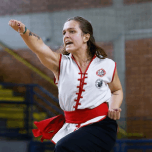 Como pessoa da comunidade queer, conhecer formas de autodefesa é de extrema importância - Foto: Diana Rech/Divulgação/Floripa.LGBT