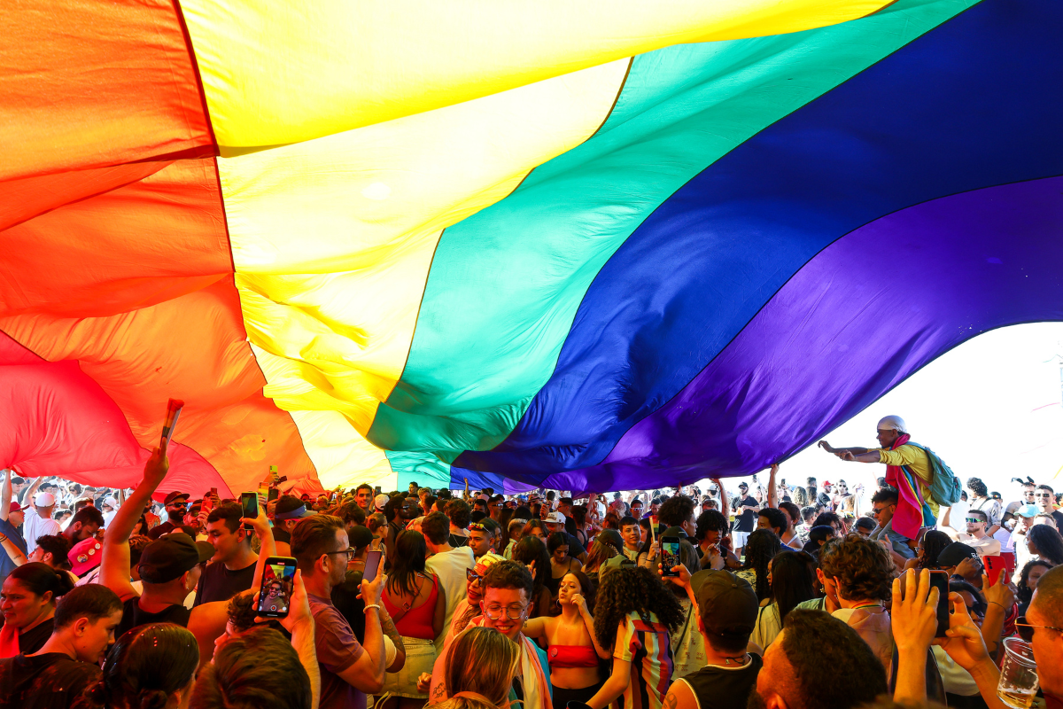 Cidades como Florianópolis e Chapecó já tem data marcada para as Paradas LGBT+ deste ano de 2025 - Foto: Kin Kindermann Silveira/Floripa.LGBT/Arquivo