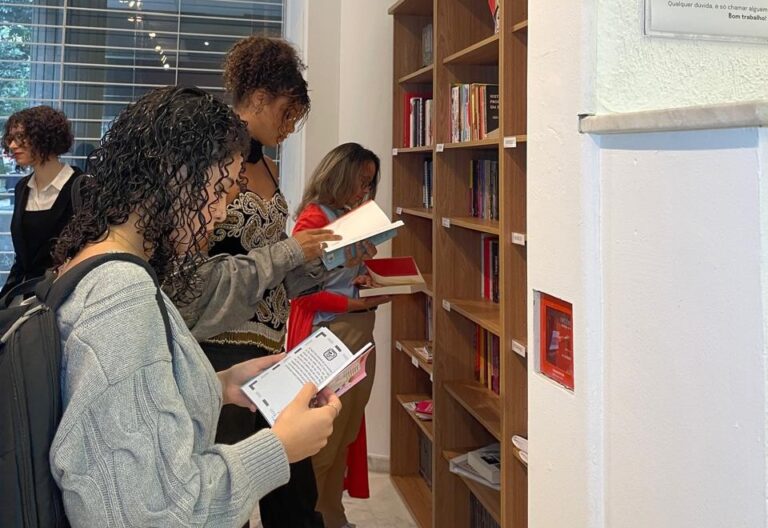 No mês da Visibilidade Lésbica, o Museu da Diversidade Sexual indica 10 livros sobre a vivência lésbica