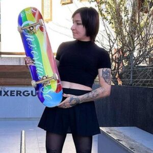 Skatista trans catarinense, Luiza Marchiori conquista direito de competir no profissional feminino de skate