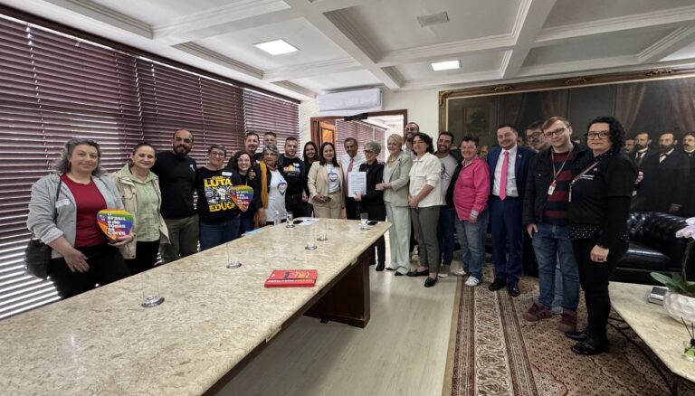 Deputada Luciane Carminatti propõe criação do Conselho Estadual LGBTQIA+ em Santa Catarina