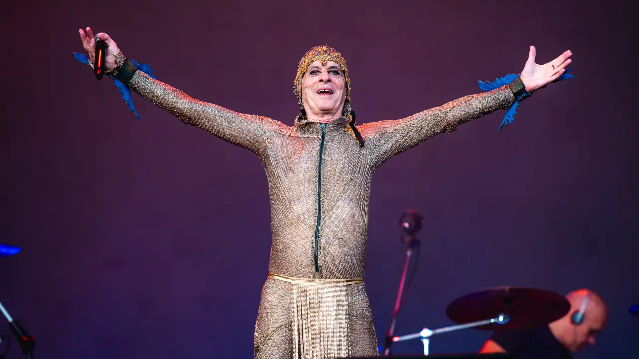 Ney Matogrosso fará show gratuito em Florianópolis