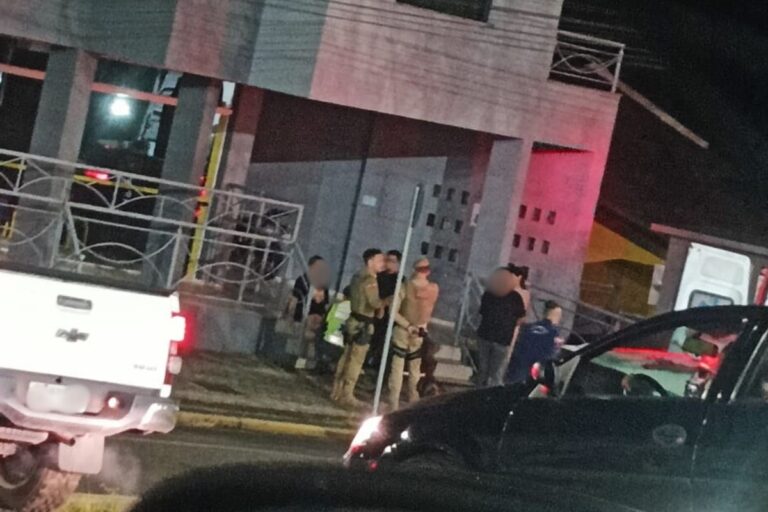 Vereadora de Videira é acusada de violência doméstica após namorada pular de sacada