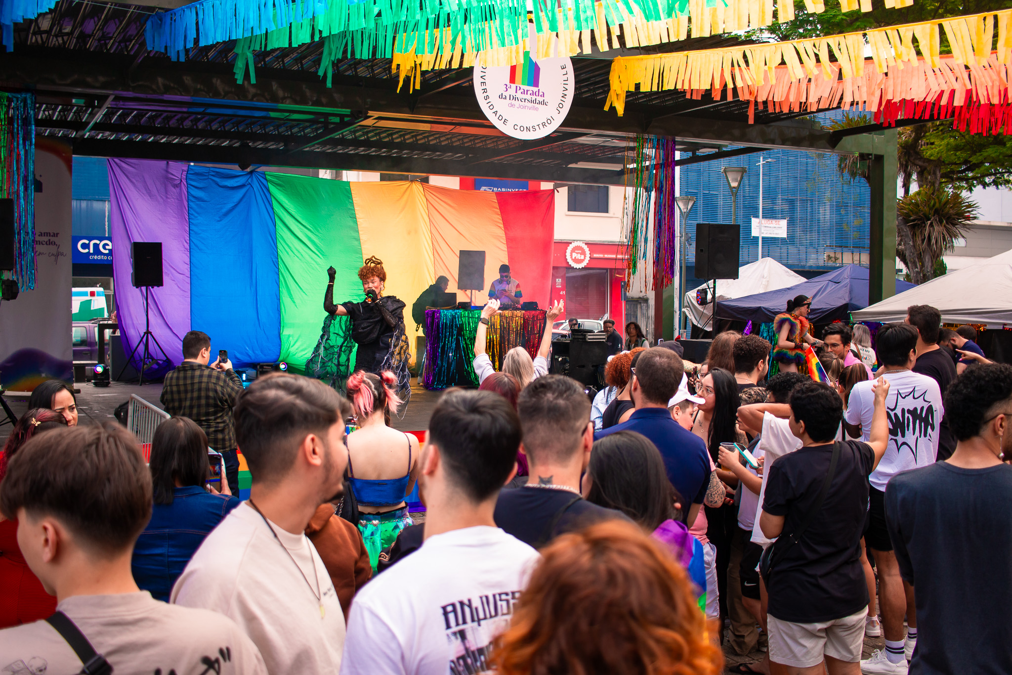 Vereadores de Joinville aprovam projeto que proíbe crianças e adolescentes na Parada da Diversidade