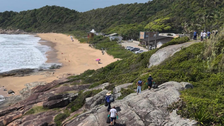 Justiça de Santa Catarina garante o naturismo na Praia do Pinho