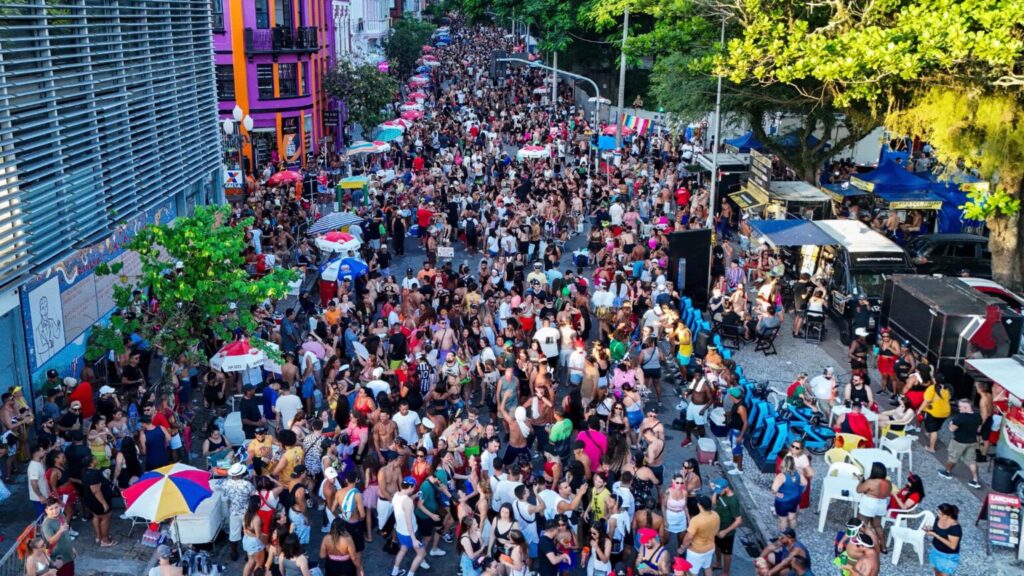 Florianópolis lança edital com 760 vagas para ambulantes durante o Carnaval 2026